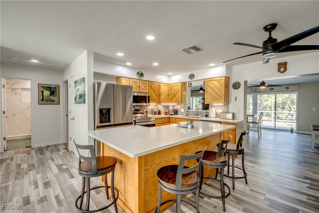 Fort Myers Beach, Florida, 33931, United States, 3 Bedrooms Bedrooms, ,2 BathroomsBathrooms,Residential,For Sale,1975143