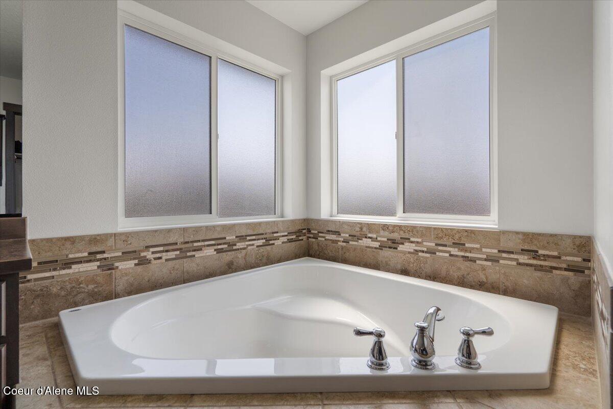 Post Falls, Idaho, 83854, United States, 4 Bedrooms Bedrooms, ,2 BathroomsBathrooms,Residential,For Sale,1969066