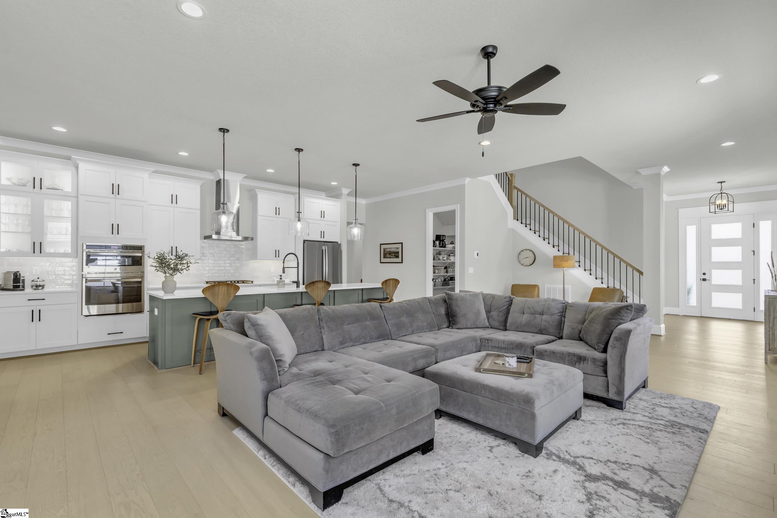 Simpsonville, South Carolina, 29680, United States, 3 Bedrooms Bedrooms, ,3 BathroomsBathrooms,Residential,For Sale,1941759