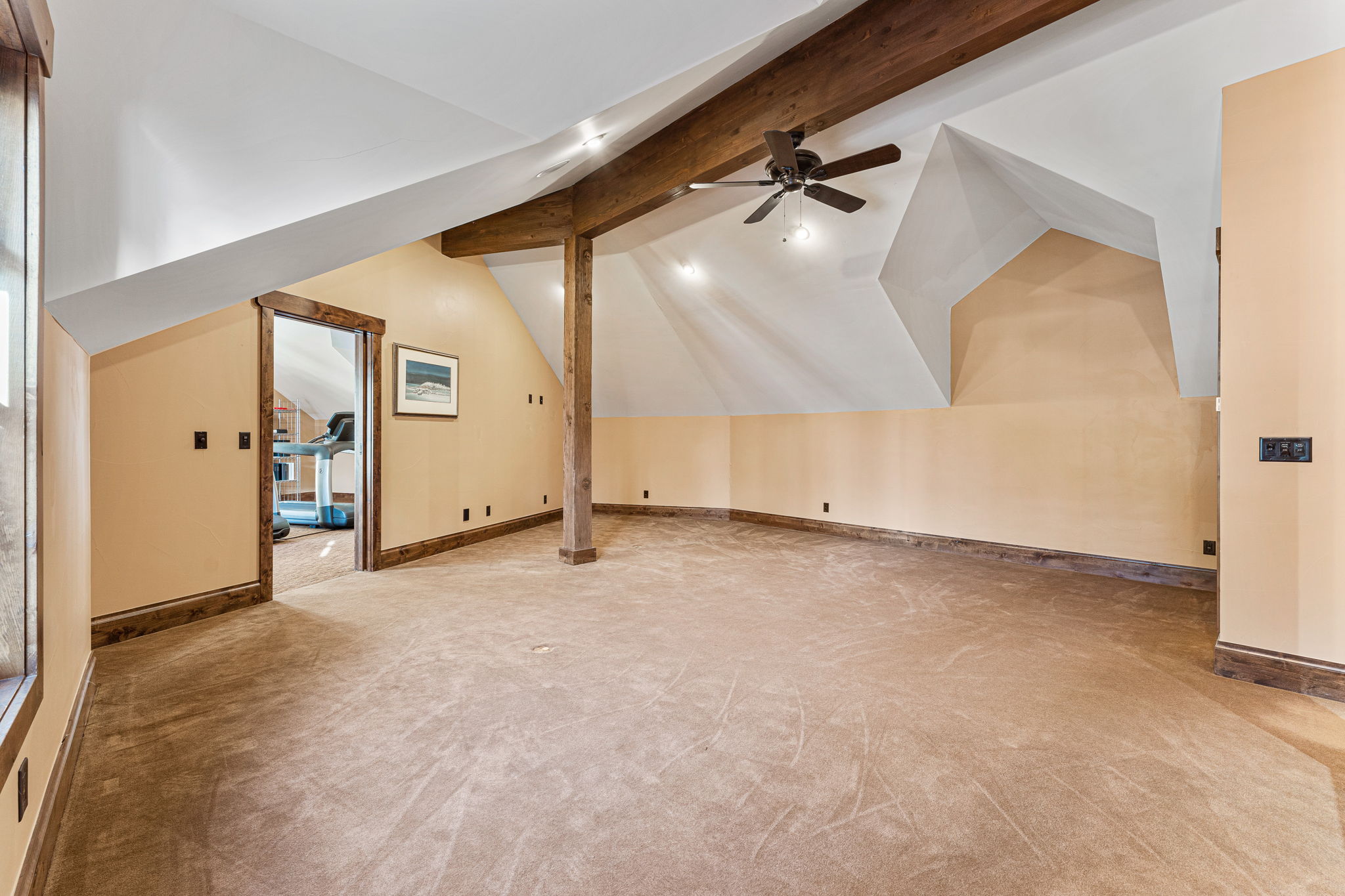  Impressive Mountain Retreat Nestled in the Exclusive Enclave of West Ranch - 物件實景
