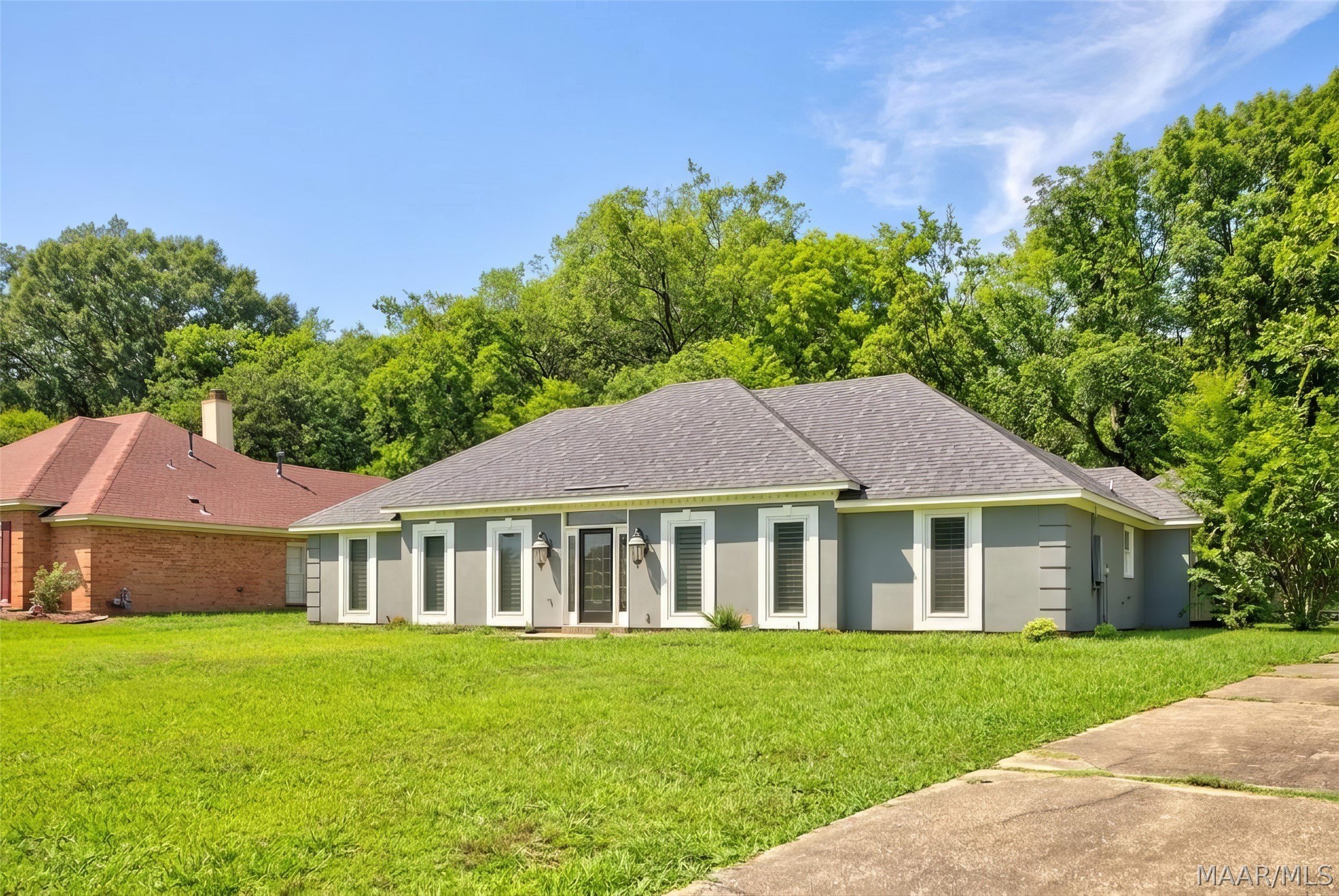 Eastwood Glen Dr, Montgomery, AL 36117