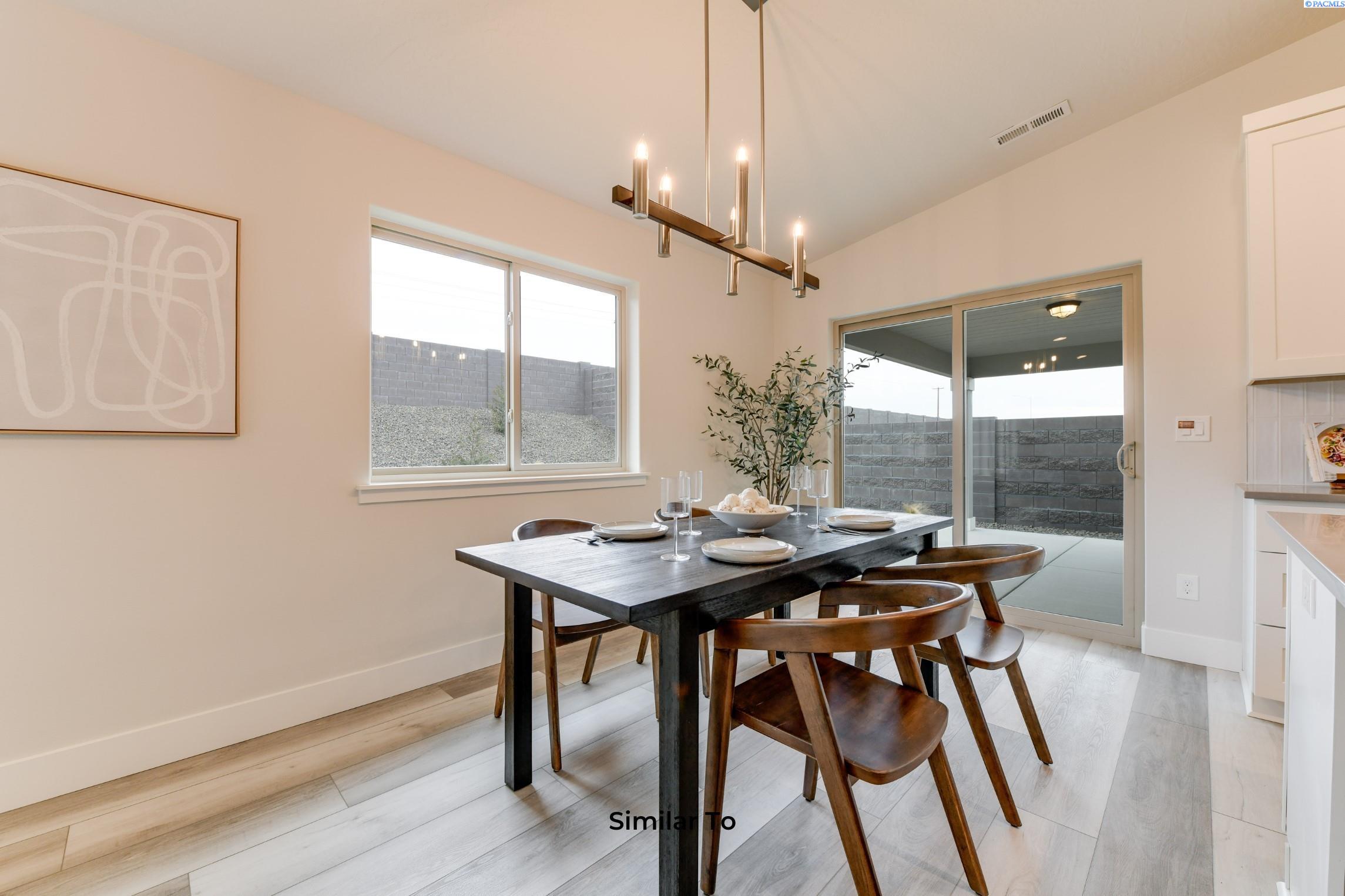 Kennewick, Washington, 99338, United States, 4 Bedrooms Bedrooms, ,1 BathroomBathrooms,Residential,For Sale,1874626