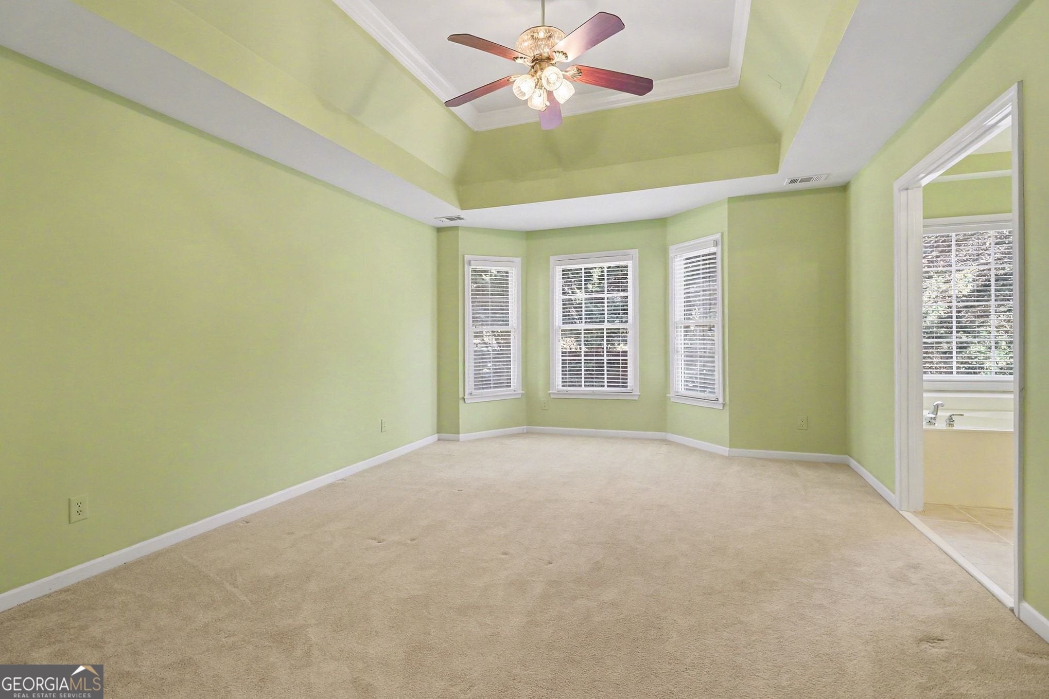 Marietta, Georgia, 30067, United States, 5 Bedrooms Bedrooms, ,3 BathroomsBathrooms,Residential,For Sale,2013390