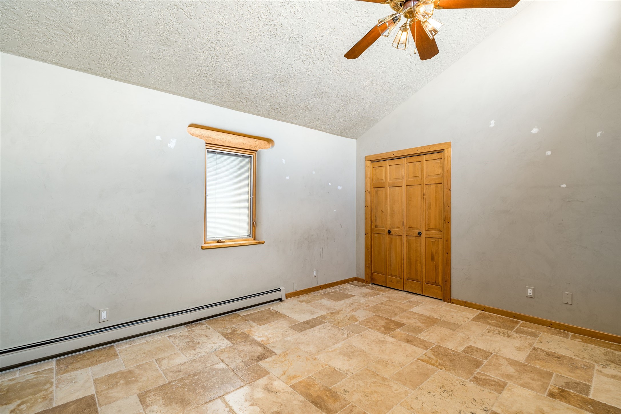  4 Montana Court - 物件實景