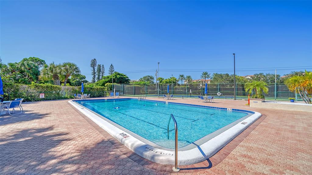 Longboat Key, Florida, 34228, United States, 2 Bedrooms Bedrooms, ,2 BathroomsBathrooms,Residential,For Sale,1987475