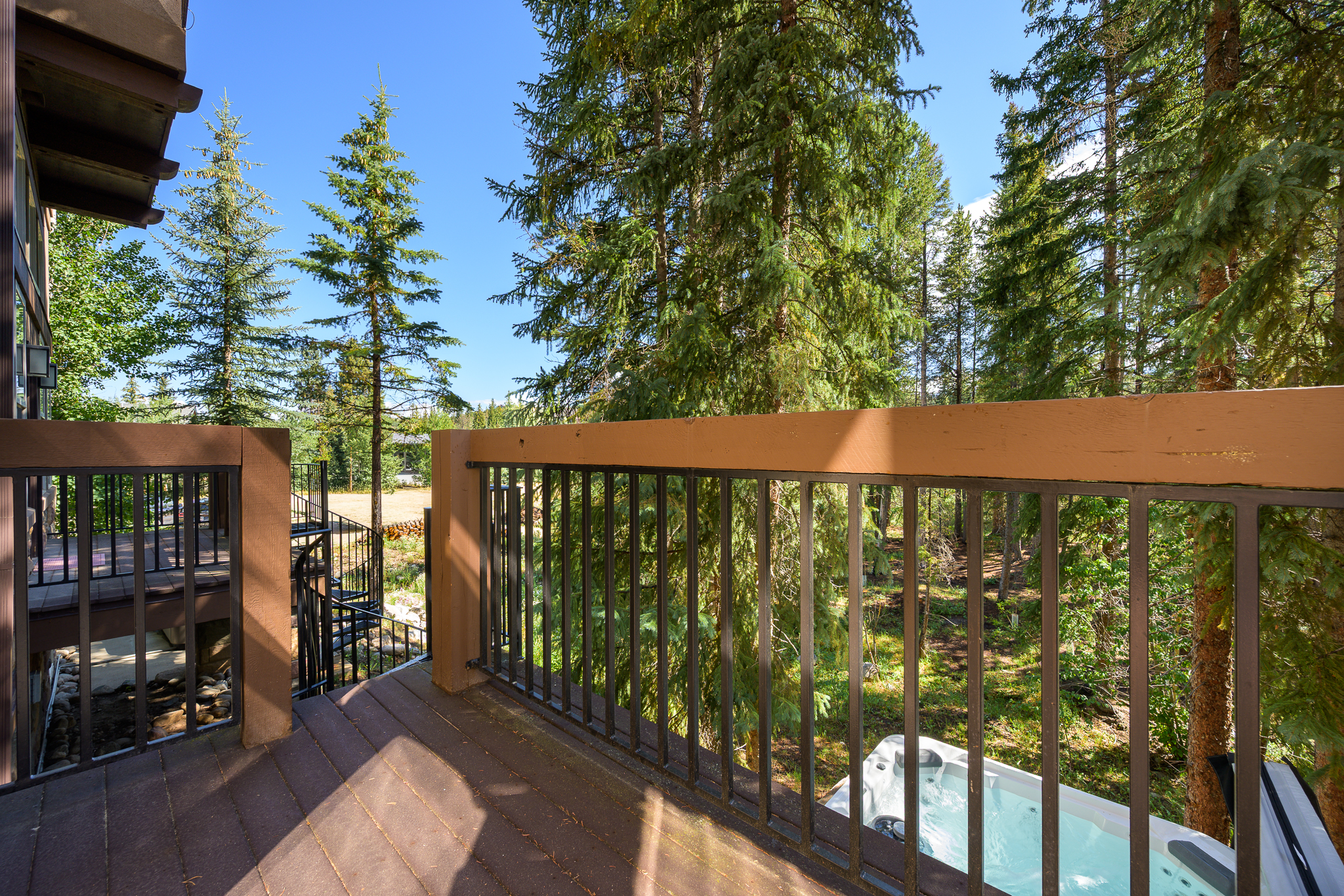  Thoughtfully Designed For Comfortable Mountain Living - 物件實景