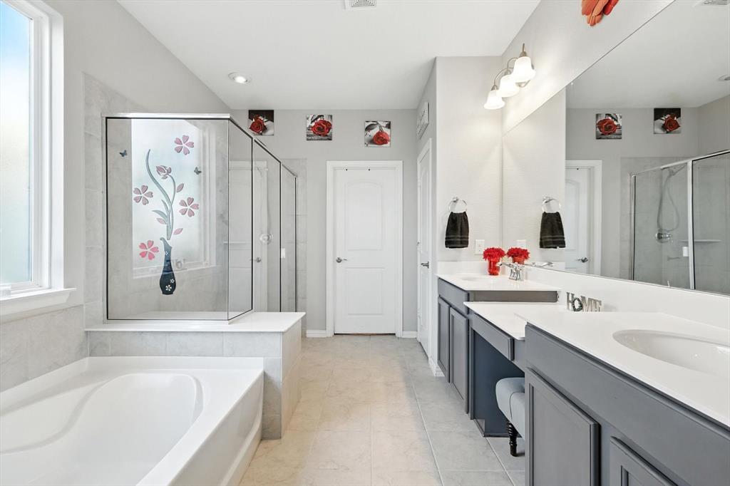 Oak Point, Texas, 75068, United States, 4 Bedrooms Bedrooms, ,3 BathroomsBathrooms,Residential,For Sale,1976023