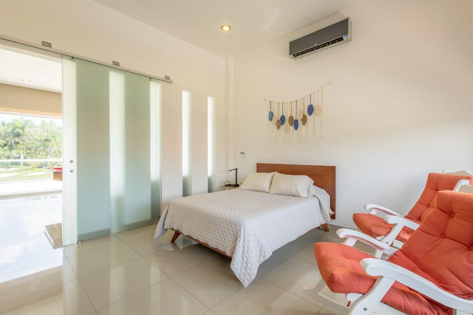 Emiliano Zapata, Morelos, 62765, Mexico, 5 Bedrooms Bedrooms, ,6 BathroomsBathrooms,Residential,For Sale,1965524