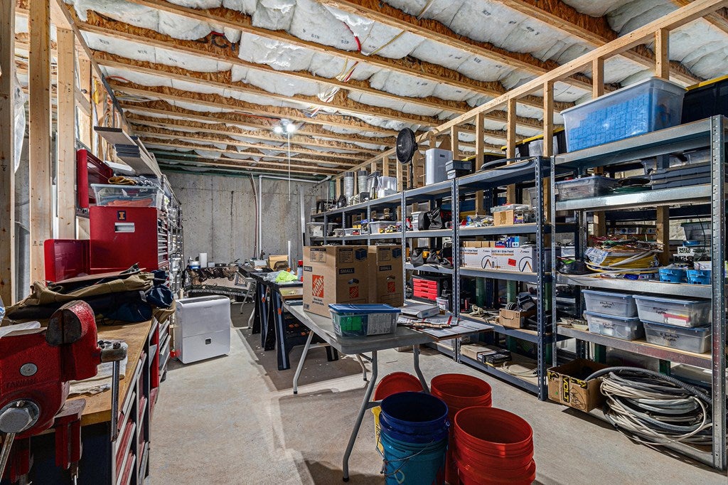 Dawsonville, Georgia, 30534, United States, 3 Bedrooms Bedrooms, ,2 BathroomsBathrooms,Residential,For Sale,1986839