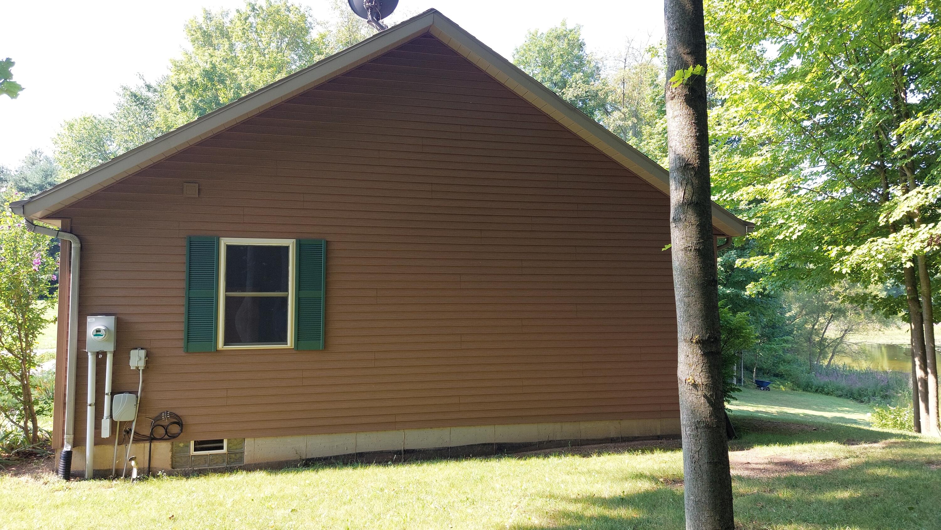 Dowagiac, Michigan, 49047, United States, 3 Bedrooms Bedrooms, ,2 BathroomsBathrooms,Residential,For Sale,1909140