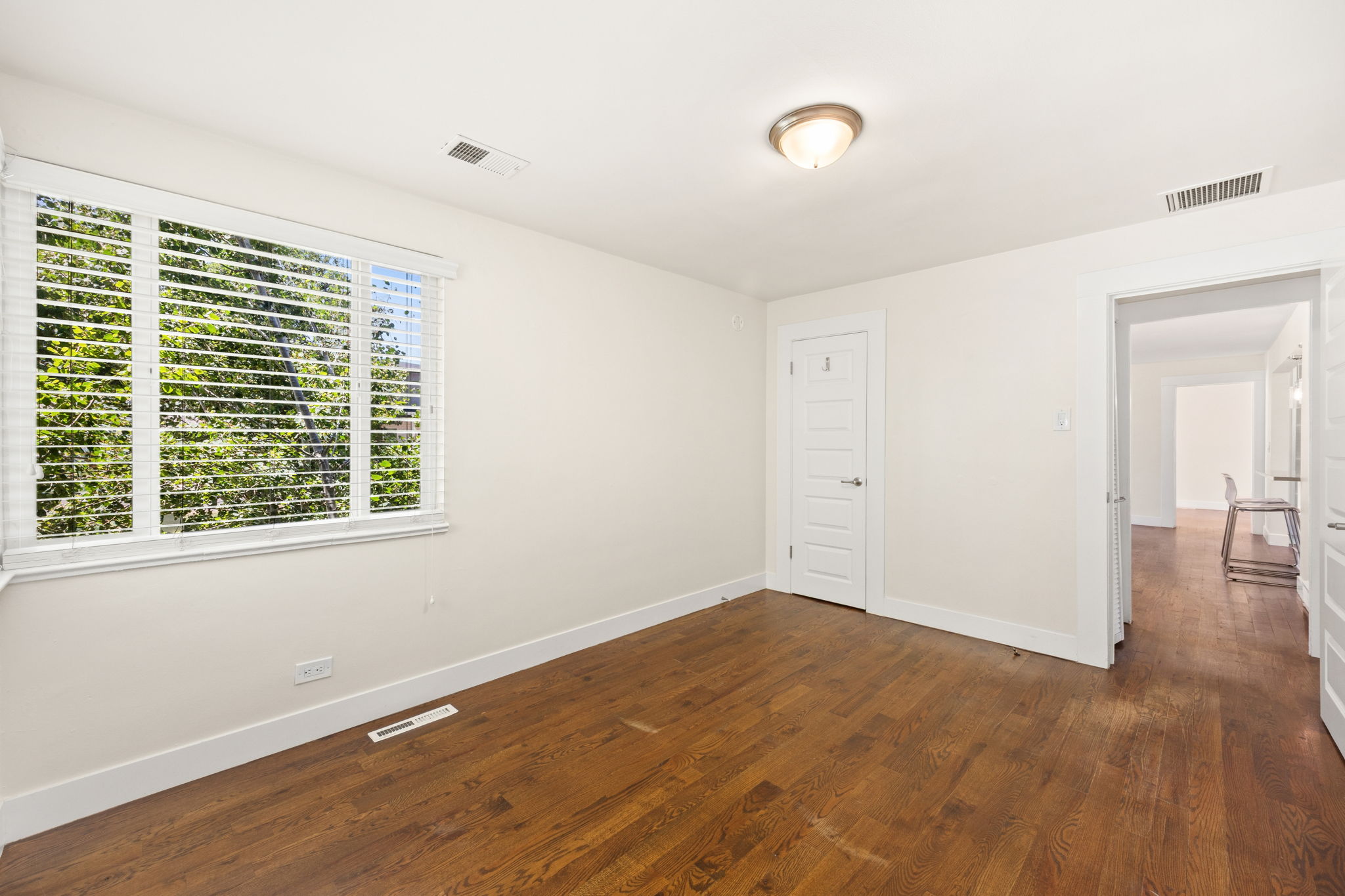  Beautifully updated home steps from Boulevard One and Lowry Town Center - 物件實景