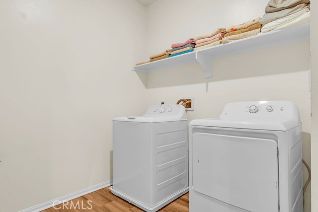 Moreno Valley, California, 92551, United States, 5 Bedrooms Bedrooms, ,3 BathroomsBathrooms,Residential,For Sale,1983557