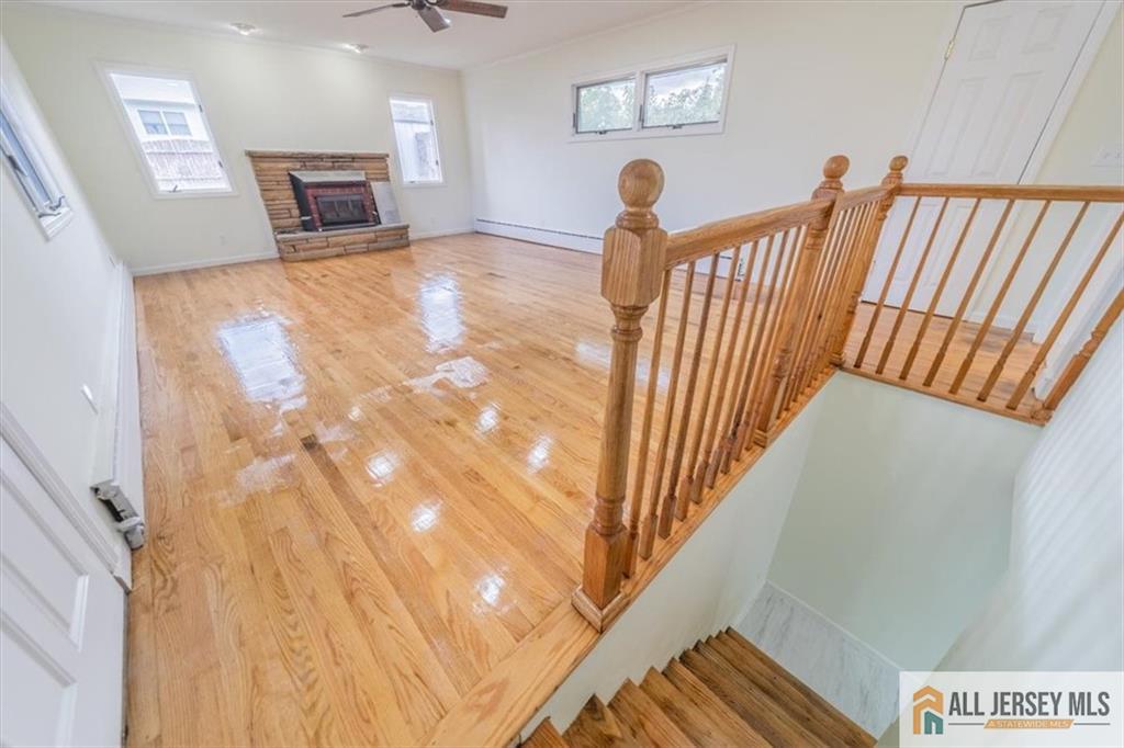 Iselin, New Jersey, 08830, United States, 3 Bedrooms Bedrooms, ,2 BathroomsBathrooms,Residential,For Sale,2010033