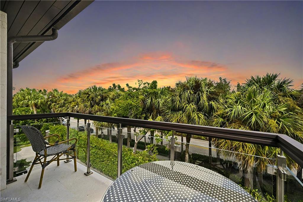 Naples, Florida, 34102, United States, 5 Bedrooms Bedrooms, ,6 BathroomsBathrooms,Residential,For Sale,1912441