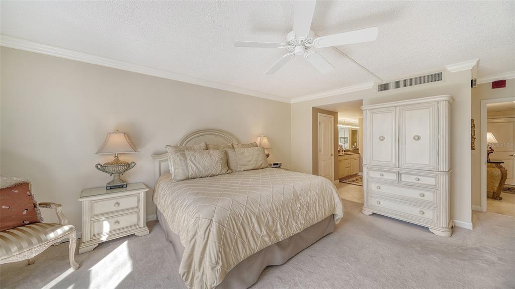 Sarasota, Florida, 34236, United States, 2 Bedrooms Bedrooms, ,2 BathroomsBathrooms,Residential,For Sale,1793887