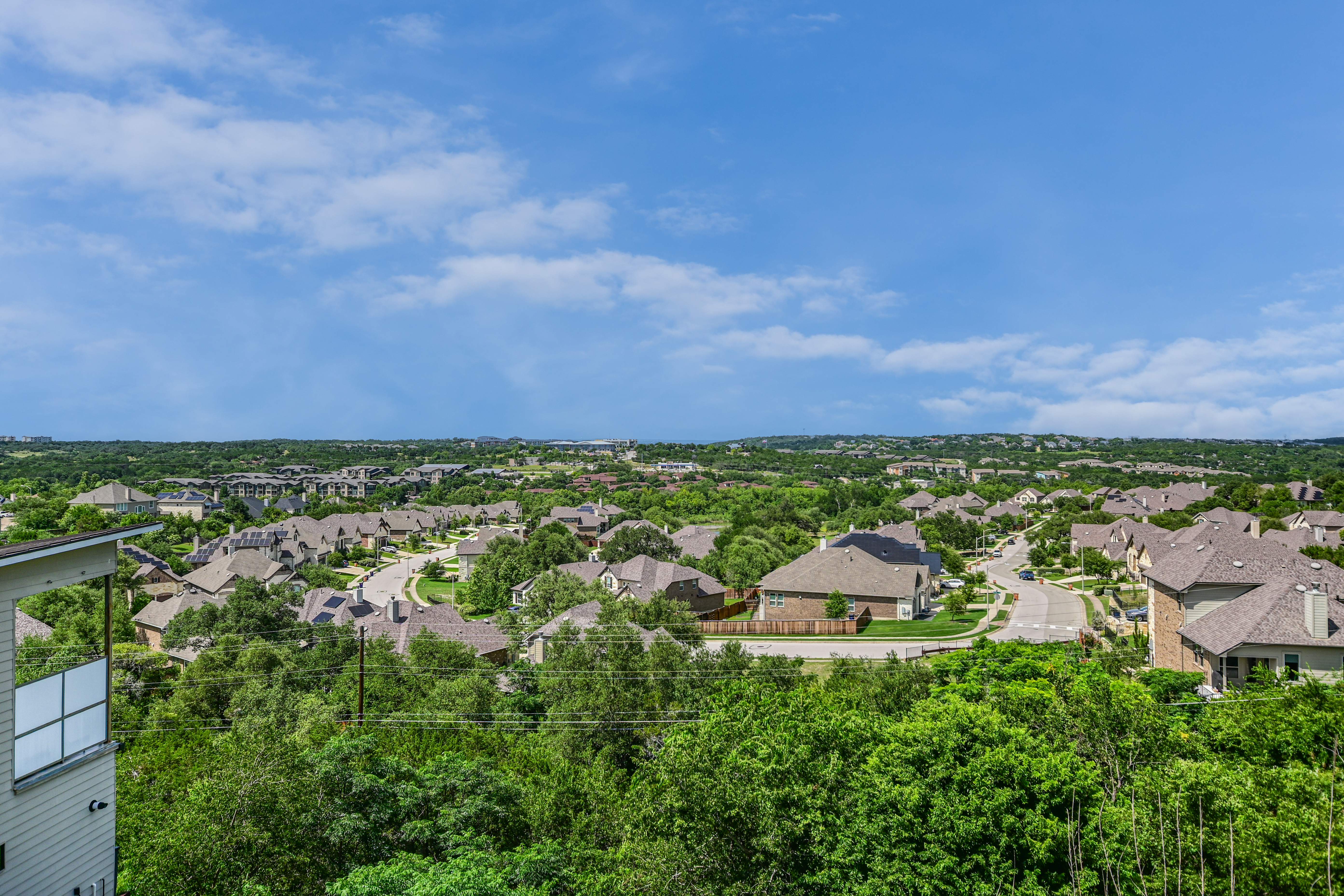  8500 Red Willow Drive Unit A , Austin, TX 78736 - 物件實景