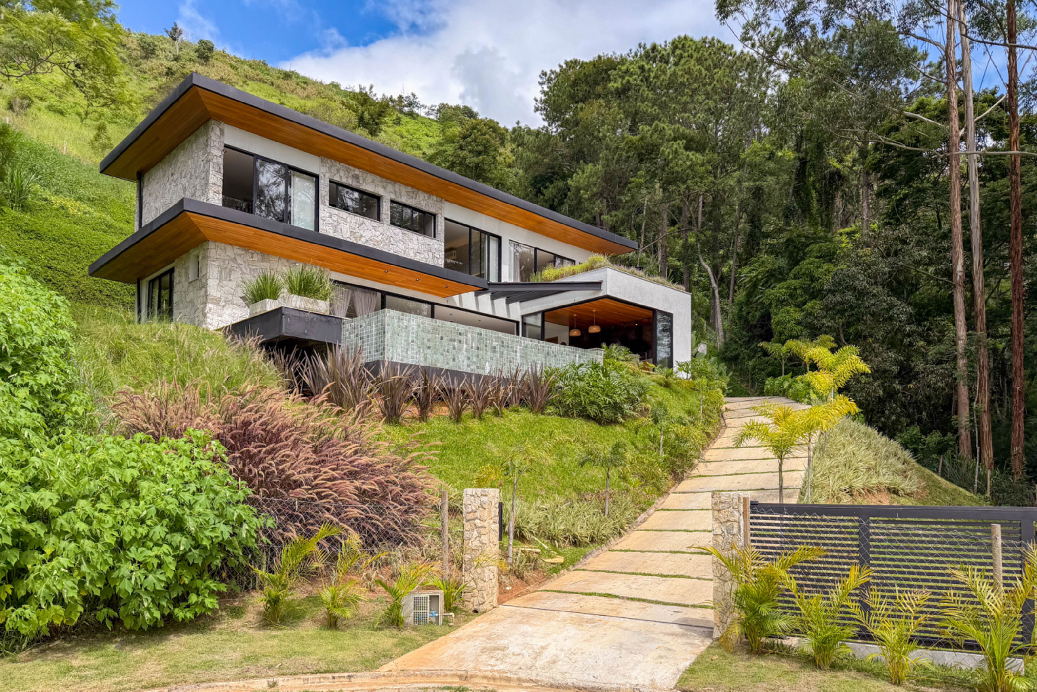  Contemporary residence with four suites in Fazenda Marambaia - 物件實景