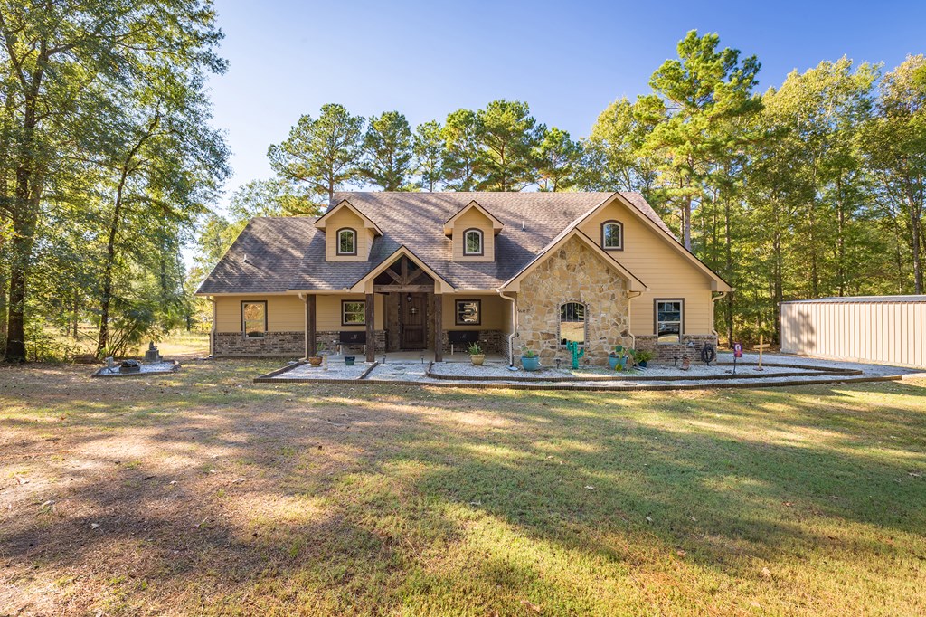 Etoile, Texas, 75944, United States, 3 Bedrooms Bedrooms, ,2 BathroomsBathrooms,Residential,For Sale,1989857