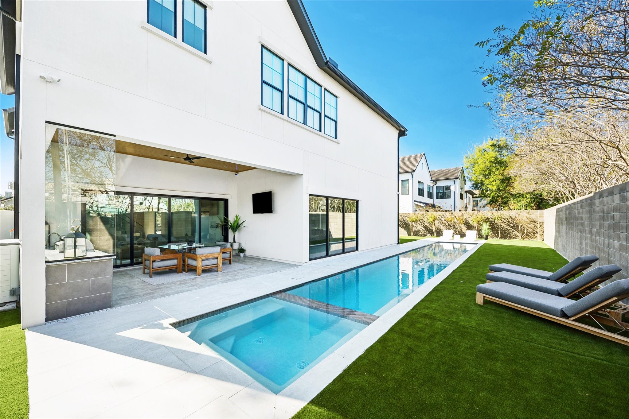  4002 Meadow Lake Lane - 物件實景
