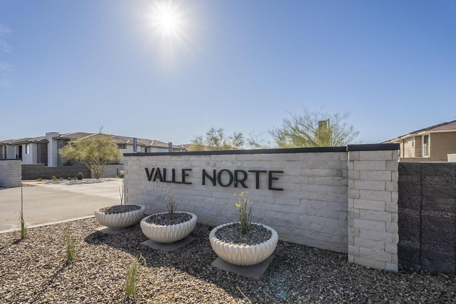  2121 W Sonoran Desert Drive  Phoenix, AZ - 物件實景