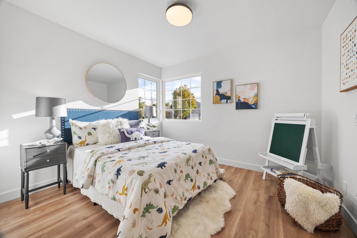 San Mateo, California, 94402, United States, 3 Bedrooms Bedrooms, ,2 BathroomsBathrooms,Residential,For Sale,1987583