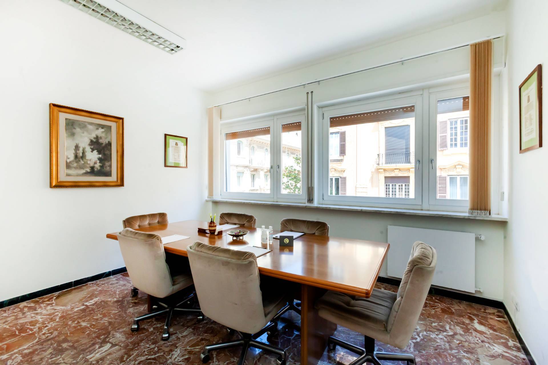 Roma, Roma, 00100, IT, 5 Bedrooms Bedrooms, ,3 BathroomsBathrooms,Residential,For Sale,1846886