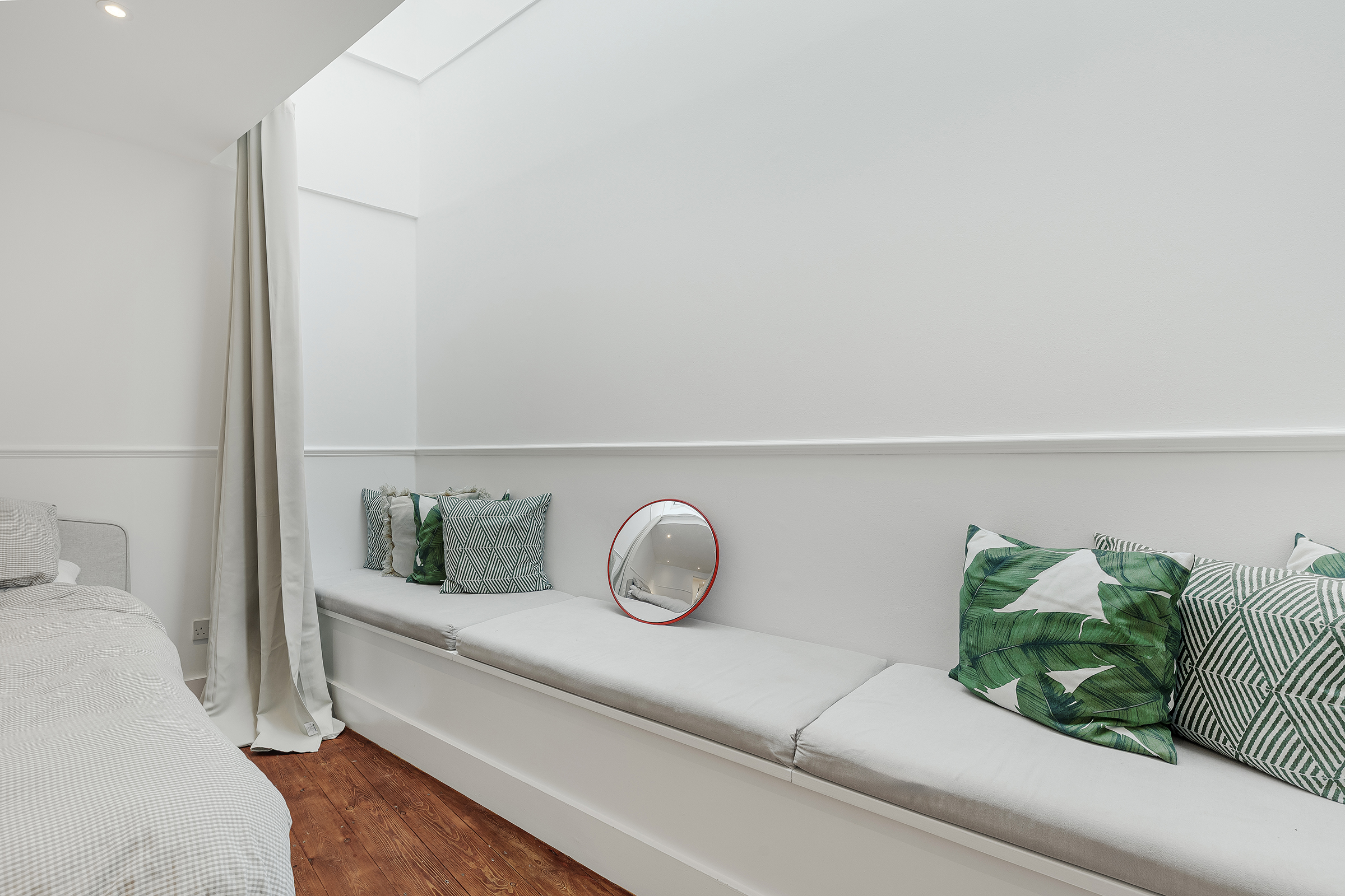  Light-Filled Mews House with South-Facing Terrace in the Heart of Notting Hill - 物件實景