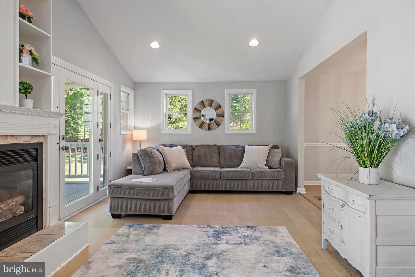 ANNAPOLIS, Maryland, 21401, United States, 4 Bedrooms Bedrooms, ,3 BathroomsBathrooms,Residential,For Sale,1988368