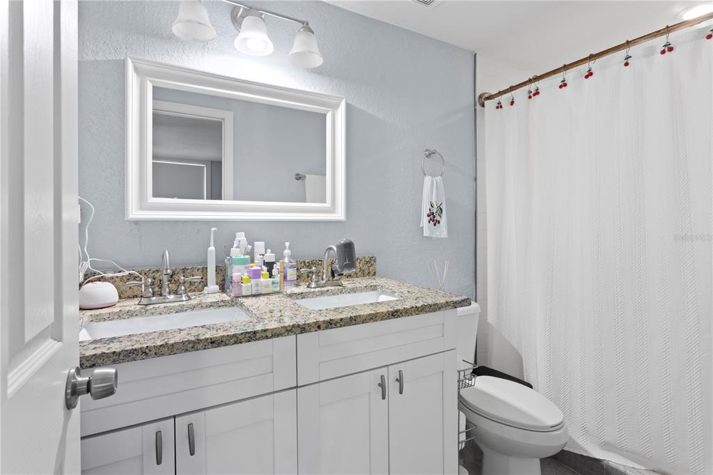 Tampa, Florida, 33602, United States, 3 Bedrooms Bedrooms, ,2 BathroomsBathrooms,Residential,For Sale,1785595