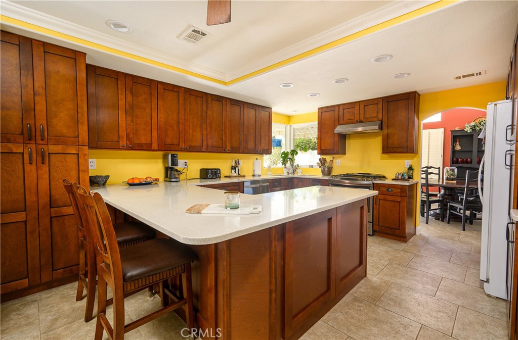 Murrieta, California, 92562, United States, 4 Bedrooms Bedrooms, ,3 BathroomsBathrooms,Residential,For Sale,2005513