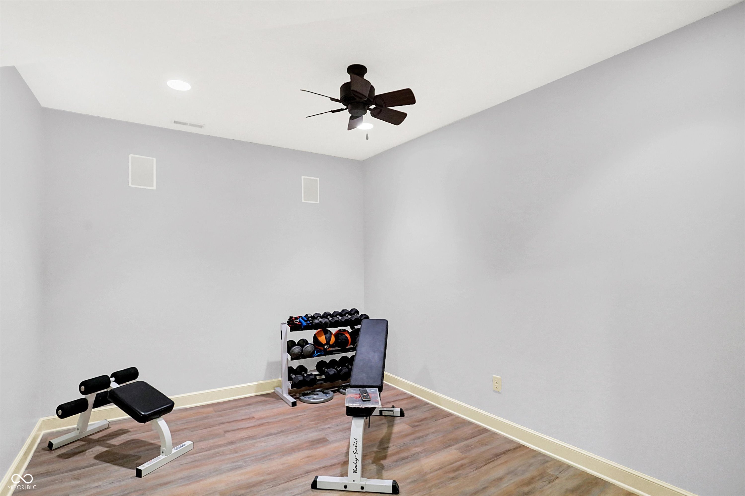 Zionsville, Indiana, 46077, United States, 4 Bedrooms Bedrooms, ,6 BathroomsBathrooms,Residential,For Sale,1978163