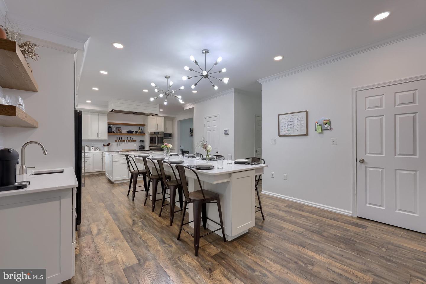 Palmyra, Pennsylvania, 17078, United States, 5 Bedrooms Bedrooms, ,3 BathroomsBathrooms,Residential,For Sale,1827180