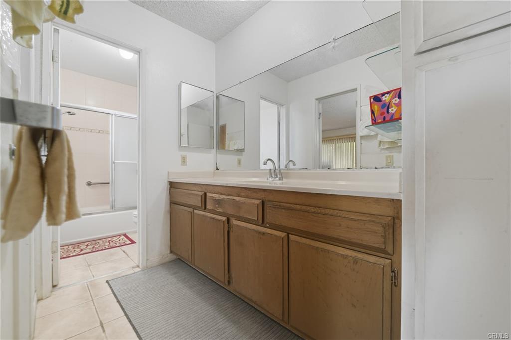 Rosemead, California, 91770, United States, 2 Bedrooms Bedrooms, ,2 BathroomsBathrooms,Residential,For Sale,1980997