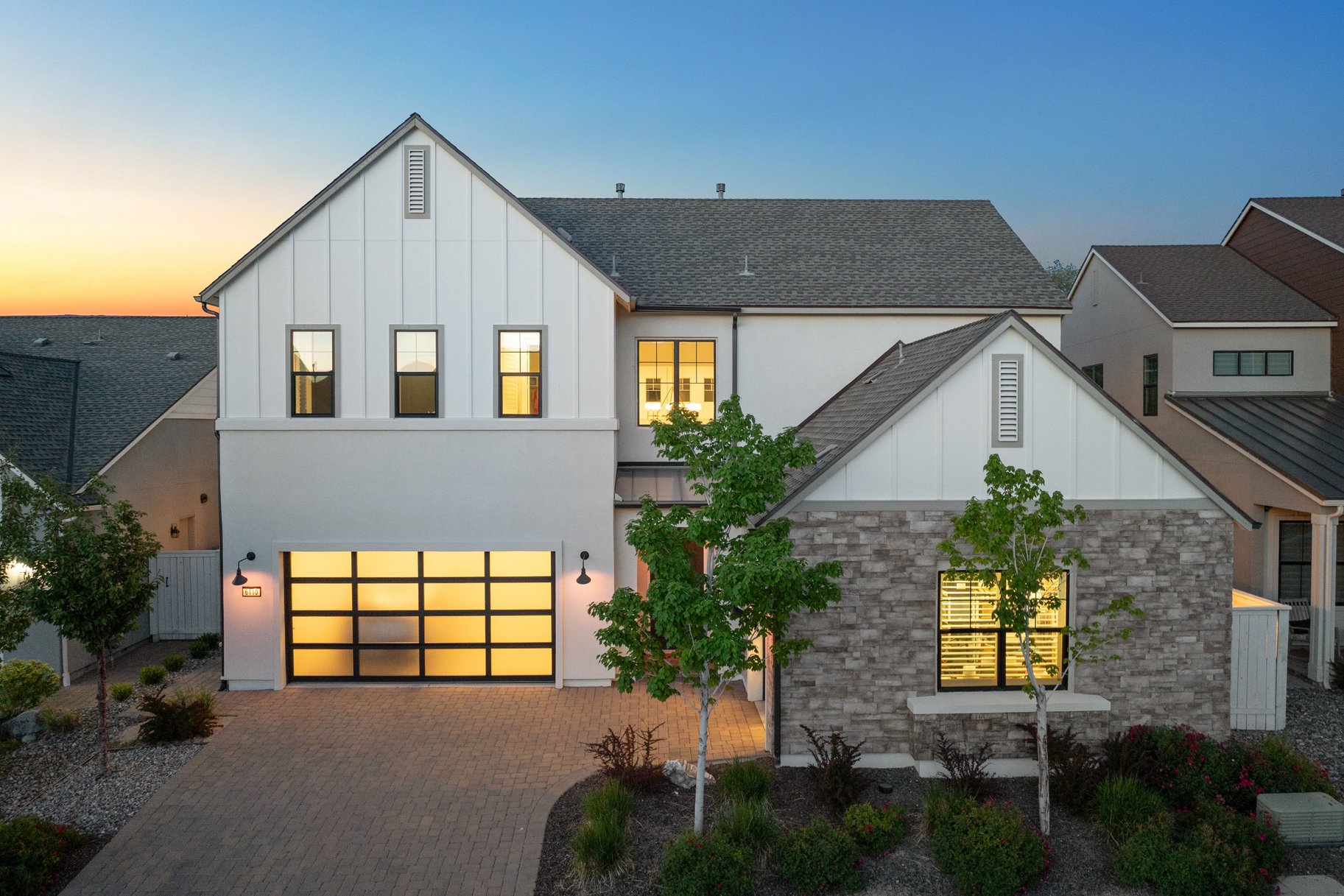  Custom 5-Bedroom Home on a Premium Lot in Rancharrah - 物件實景