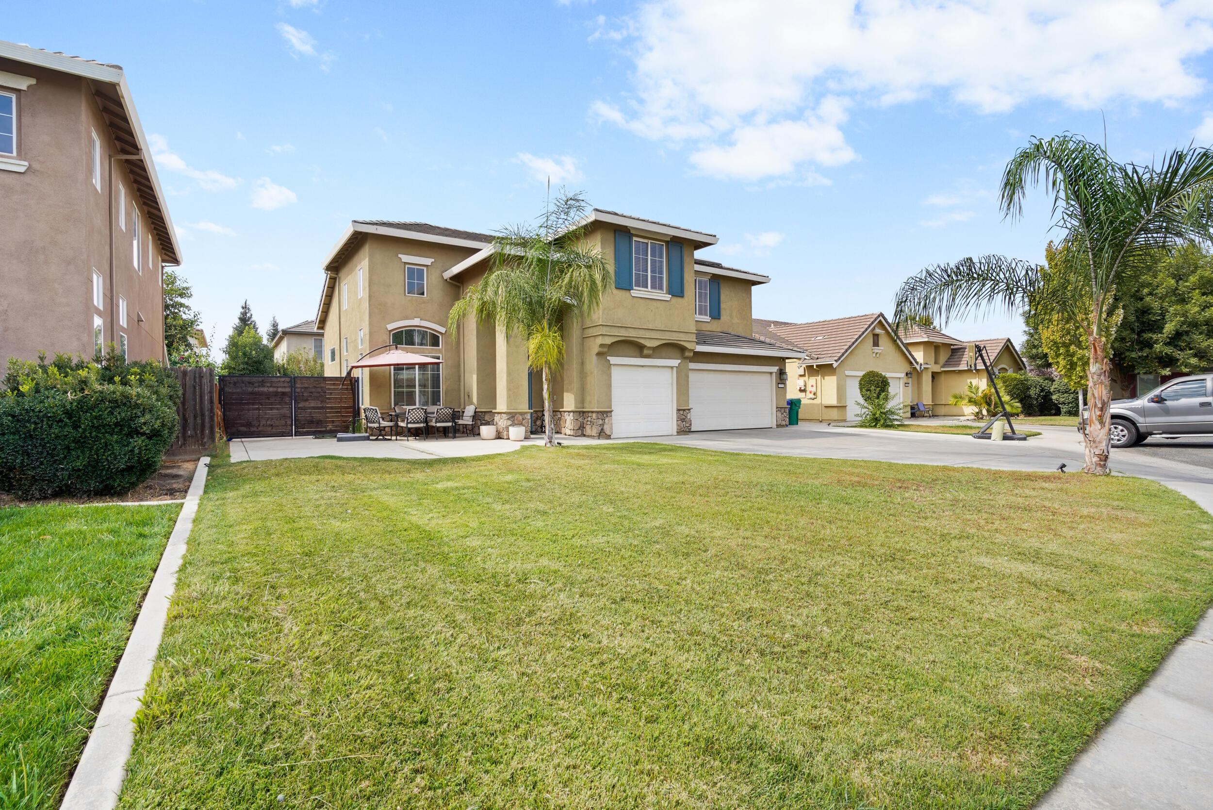 Porterville, California, 93257, United States, 5 Bedrooms Bedrooms, ,3 BathroomsBathrooms,Residential,For Sale,1983306