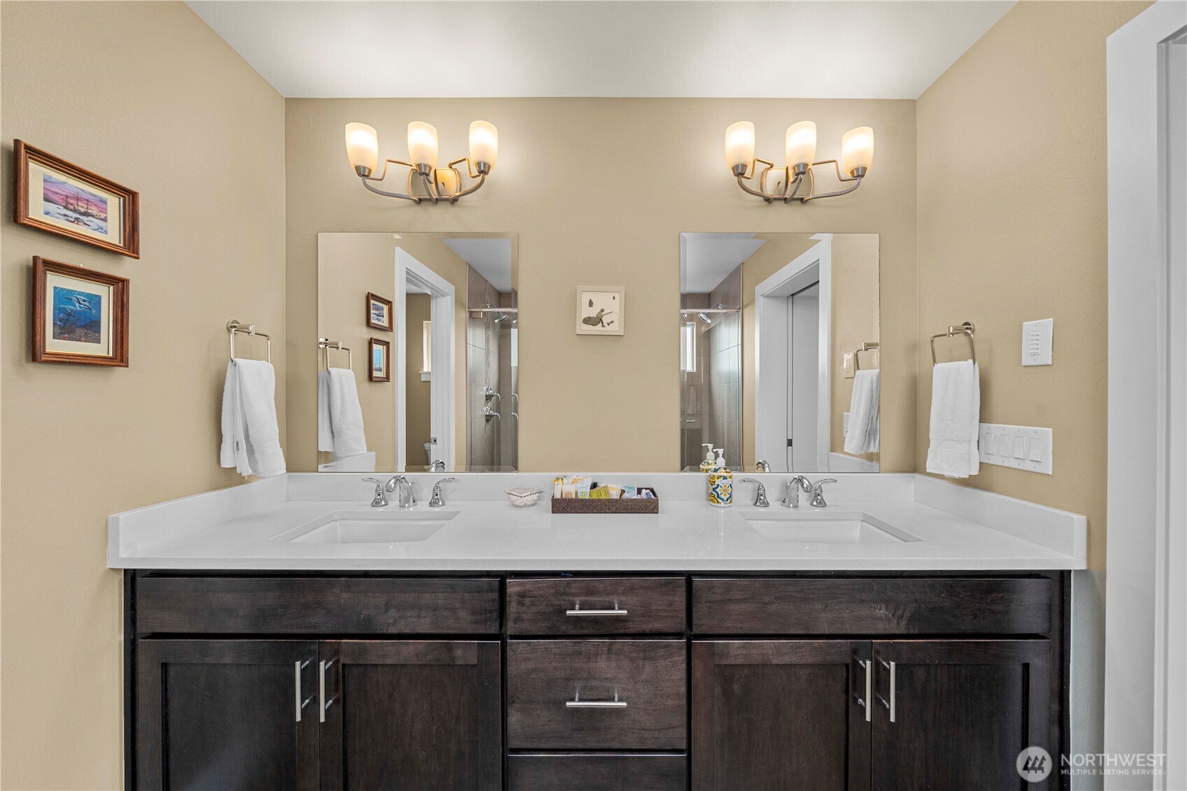 Bothell, Washington, 98011, United States, 4 Bedrooms Bedrooms, ,3 BathroomsBathrooms,Residential,For Sale,1992873