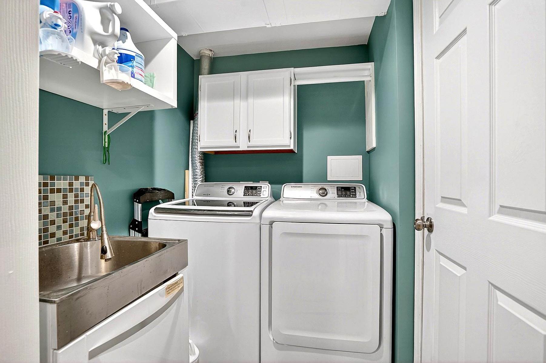  12887 Hunterbrook Drive, Woodbridge, VA, 22192 - 物件實景