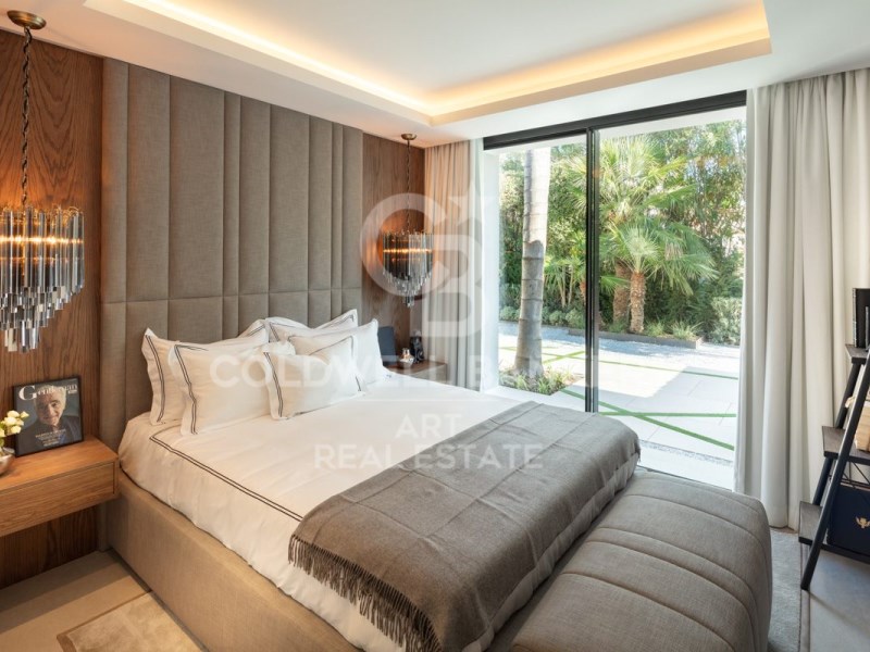 Marbella, Andalusia, ES, 5 Bedrooms Bedrooms, ,5 BathroomsBathrooms,Residential,For Sale,1767913