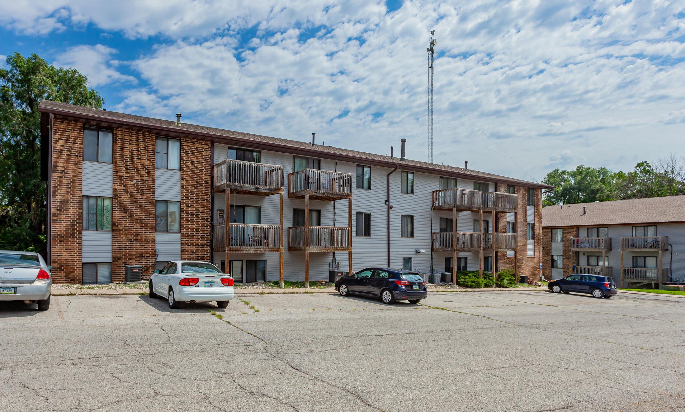 Ames, Iowa, 50010, United States, ,Residential,For Sale,1928373