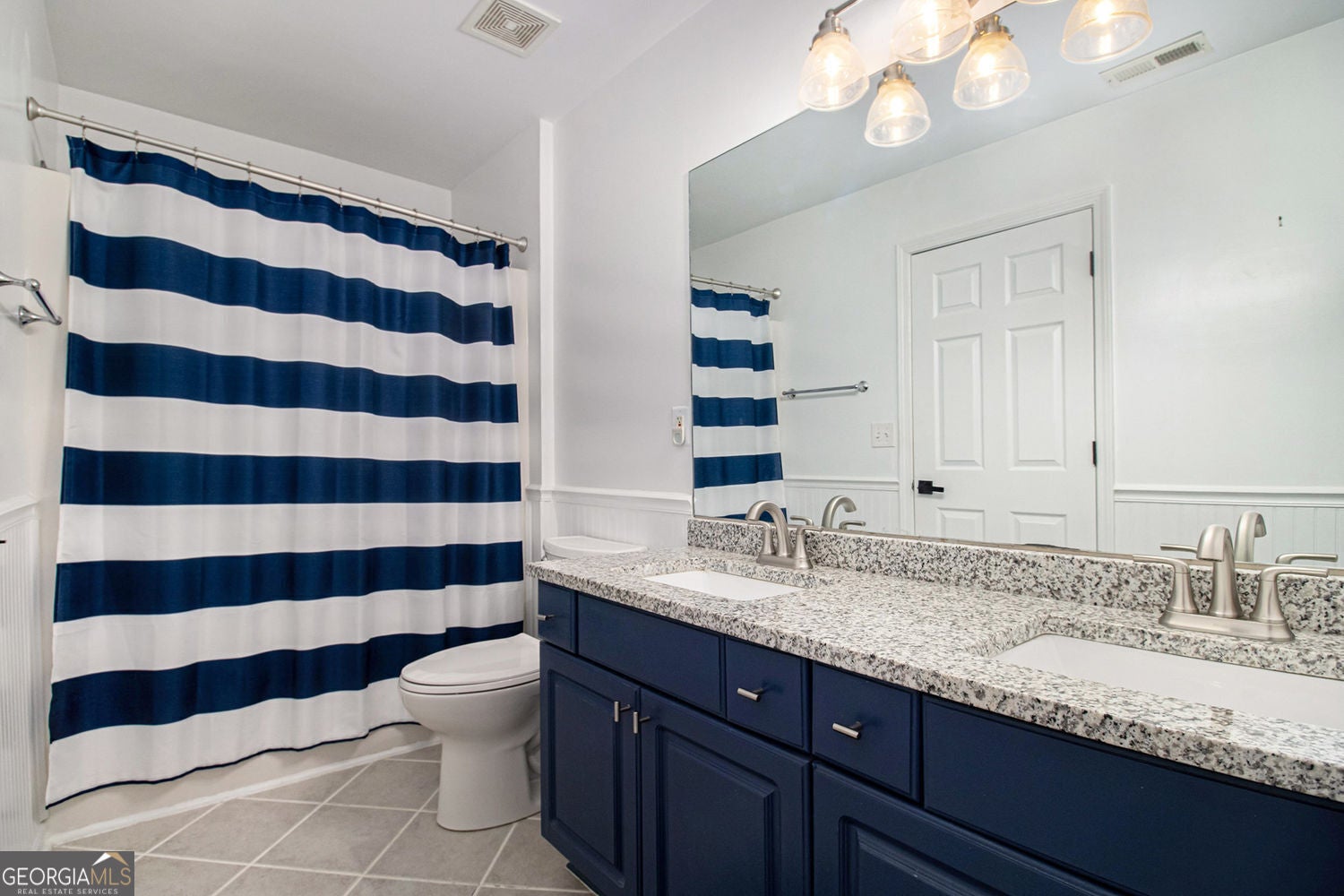 Cumming, Georgia, 30028, United States, 4 Bedrooms Bedrooms, ,3 BathroomsBathrooms,Residential,For Sale,1997865