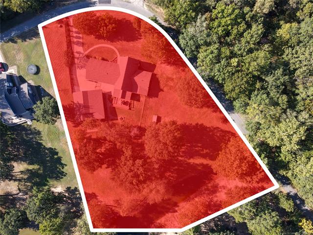 Eufaula, Oklahoma, 74432, United States, 3 Bedrooms Bedrooms, ,3 BathroomsBathrooms,Residential,For Sale,1987326