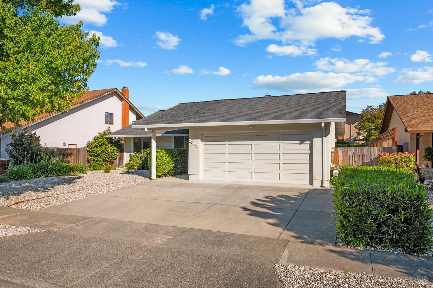 Napa, California, 94558, United States, 4 Bedrooms Bedrooms, ,Residential,For Sale,2048709