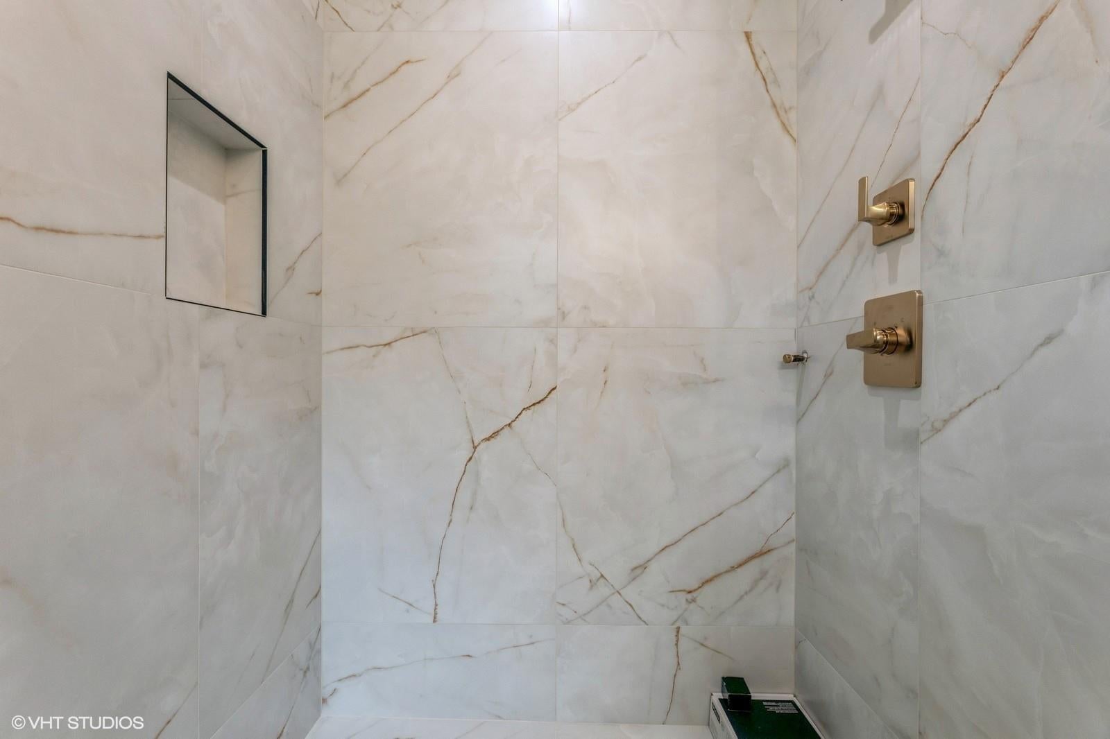 Valley Cottage, New York, 10989, United States, 4 Bedrooms Bedrooms, ,3 BathroomsBathrooms,Residential,For Sale,1823419