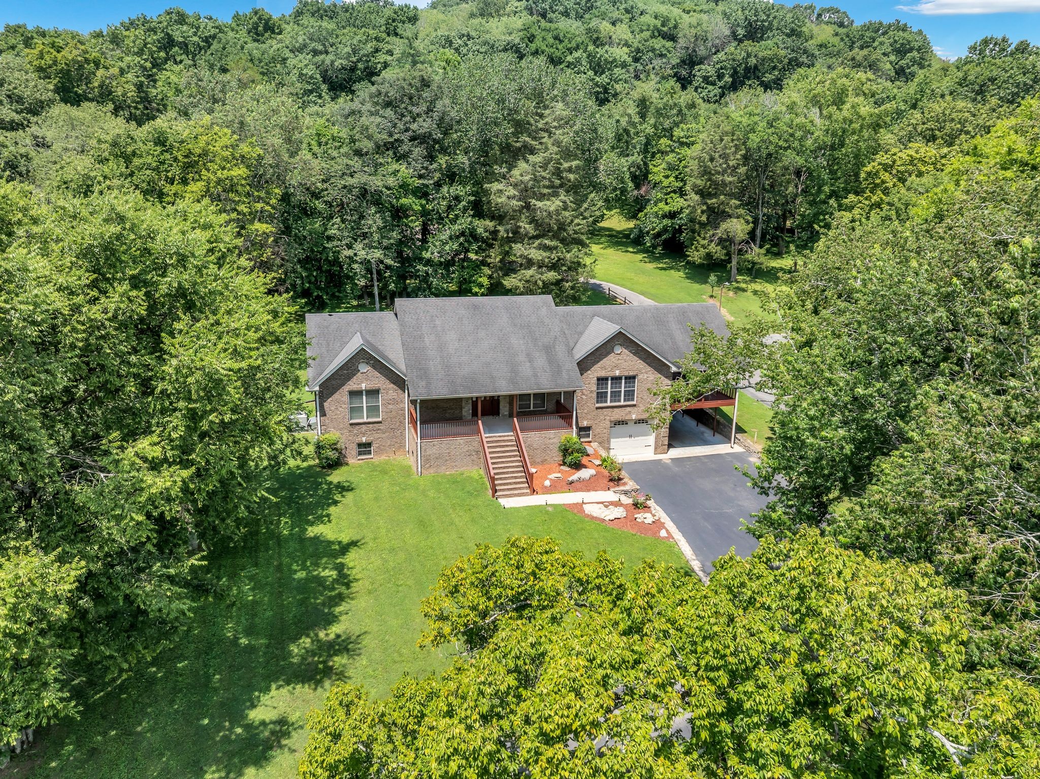 Whites Creek, Tennessee, 37189, United States, 3 Bedrooms Bedrooms, ,3 BathroomsBathrooms,Residential,For Sale,1895173