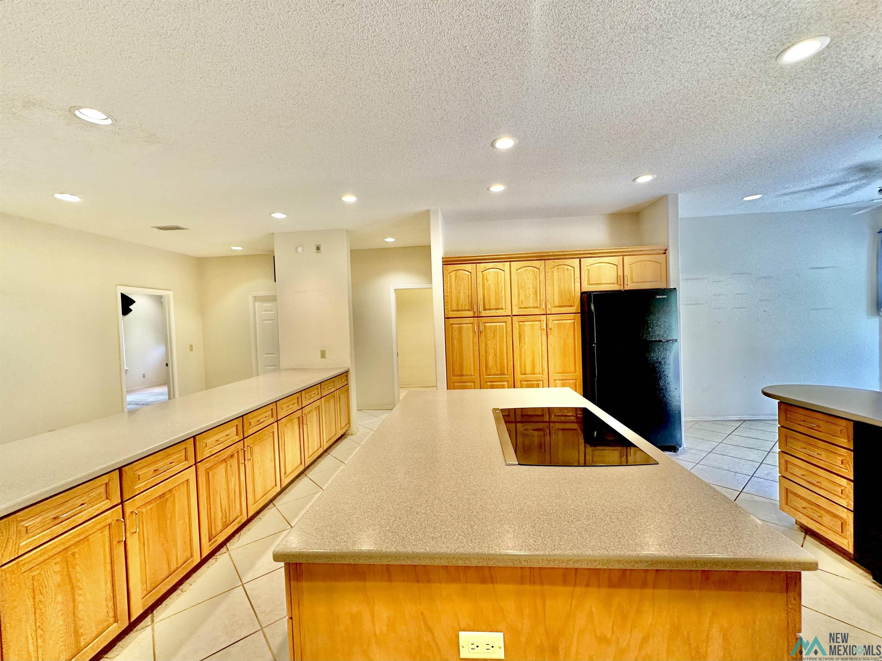 Roswell, New Mexico, 88201, United States, 4 Bedrooms Bedrooms, ,4 BathroomsBathrooms,Residential,For Sale,1921979