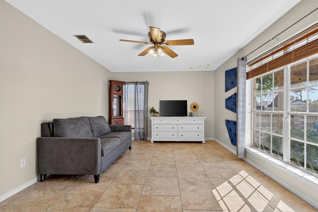 Corpus Christi, Texas, 78418, United States, 3 Bedrooms Bedrooms, ,2 BathroomsBathrooms,Residential,For Sale,1997233