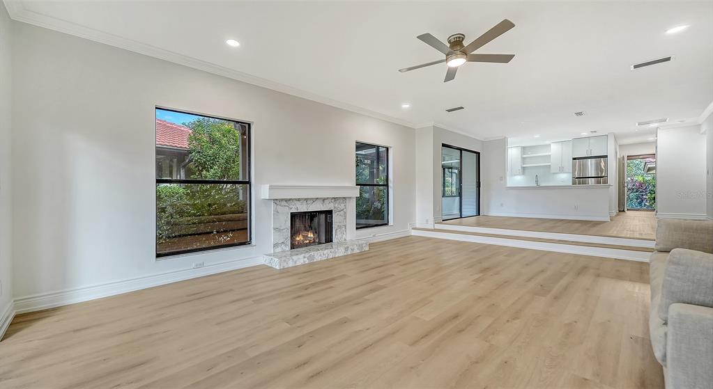 Sarasota, Florida, 34231, United States, 3 Bedrooms Bedrooms, ,2 BathroomsBathrooms,Residential,For Sale,1986536