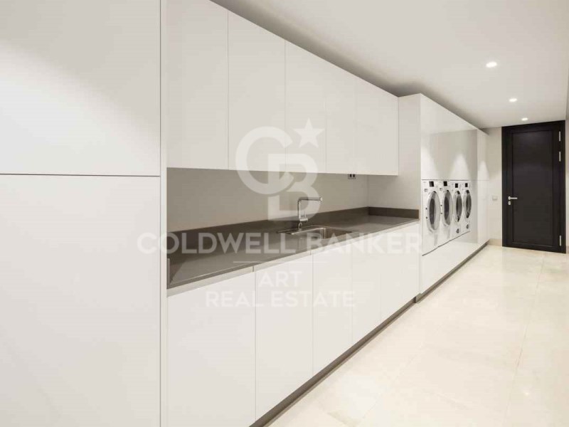Benahavís, Andalusia, ES, 7 Bedrooms Bedrooms, ,8 BathroomsBathrooms,Residential,For Sale,1817389