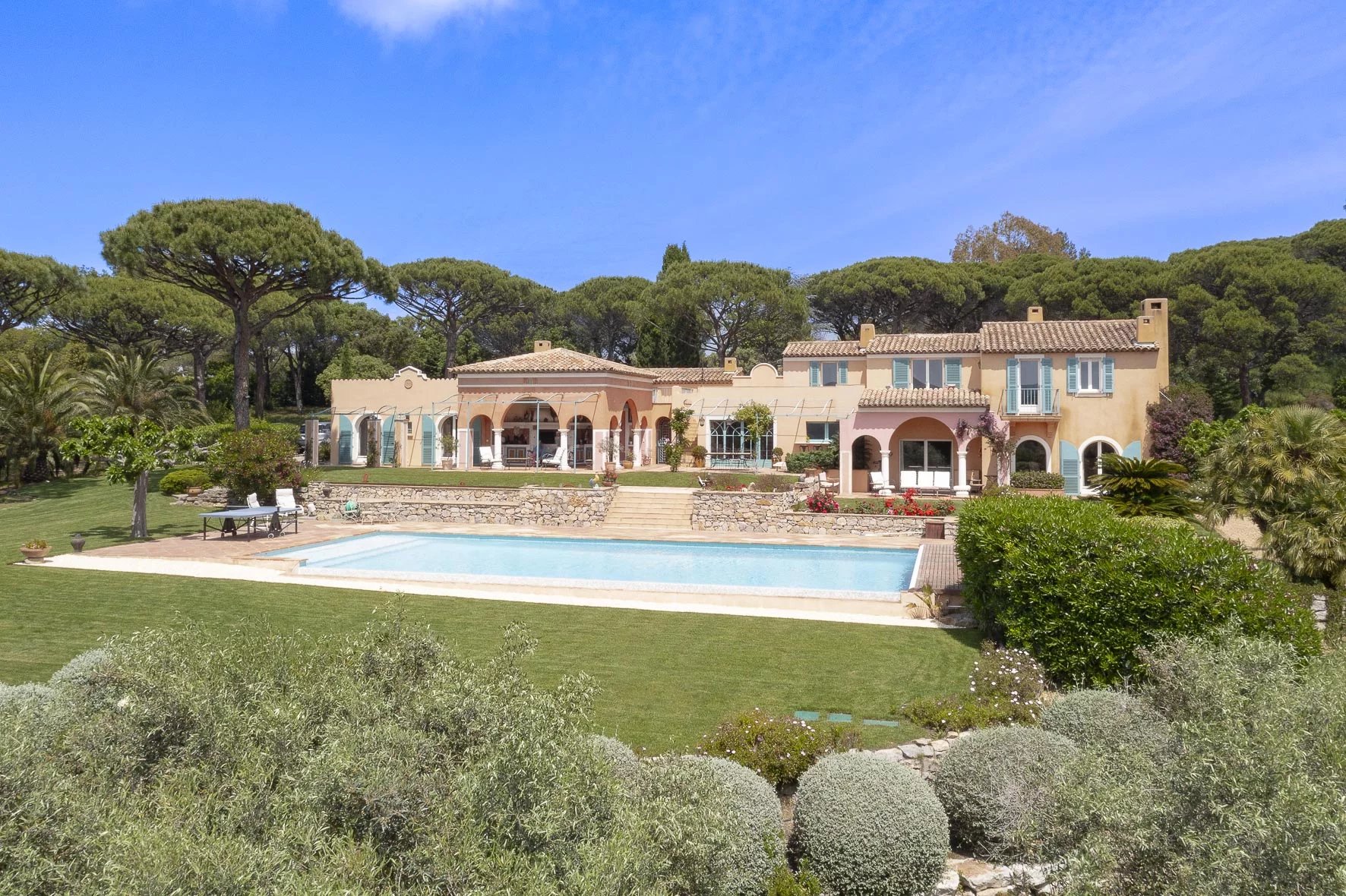 Saint-Tropez, Provence-Alpes-Côte d’Azur, 83990, FR, 6 Bedrooms Bedrooms, ,10 BathroomsBathrooms,Residential,For Sale,1656229