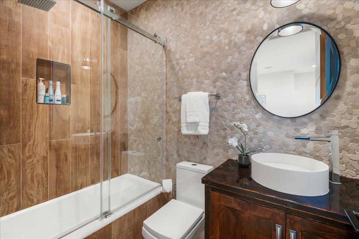 Saratoga, California, 95070, United States, 6 Bedrooms Bedrooms, ,11 BathroomsBathrooms,Residential,For Sale,1971416